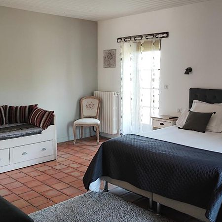 Au Clos Des Templiers Puyravault  ภายนอก รูปภาพ